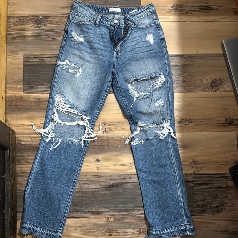 Distressed Blue Jeans - Kancan